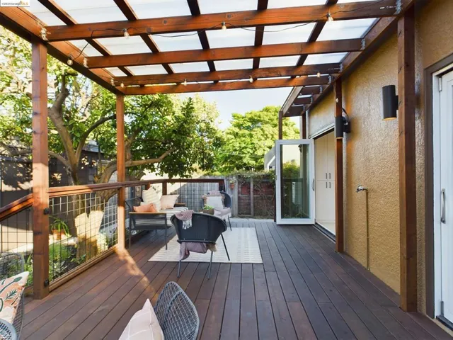 3018 Madeline Street, Oakland, California 94602