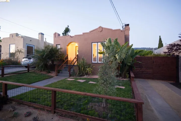 3018 Madeline Street, Oakland, California 94602