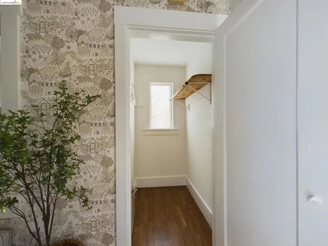 3018 Madeline Street, Oakland, California 94602