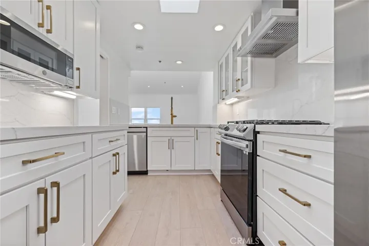 260 Cagney Lane 312, Newport Beach, California 92663