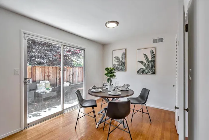 1605 Hollingsworth Drive, Mountain View, California 94040