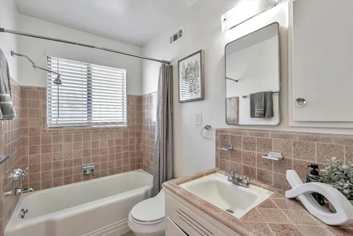 1605 Hollingsworth Drive, Mountain View, California 94040