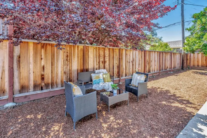 1605 Hollingsworth Drive, Mountain View, California 94040