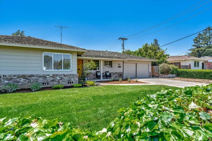 1605 Hollingsworth Drive, Mountain View, California 94040