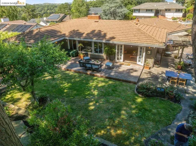 12901 Brookpark Rd, Oakland, California 94619