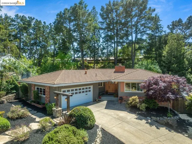 12901 Brookpark Rd, Oakland, California 94619