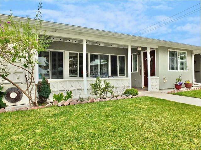 1282 Golden Rain Mutual 2 #68i 68i, Seal Beach, California 90740