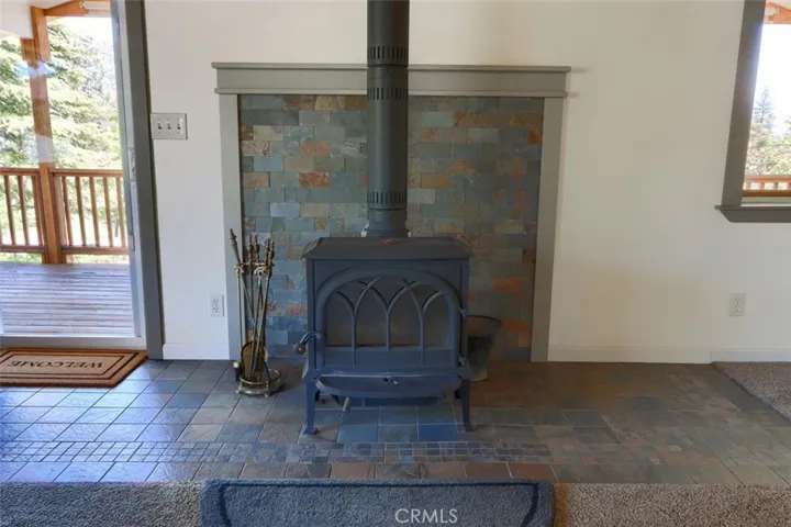 5987 Pine Top Drive, Mariposa, California 95338