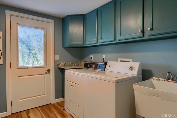 5987 Pine Top Drive, Mariposa, California 95338