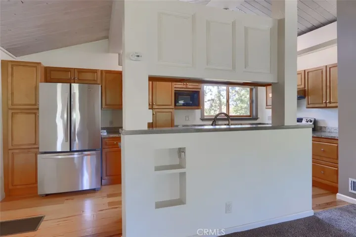 5987 Pine Top Drive, Mariposa, California 95338