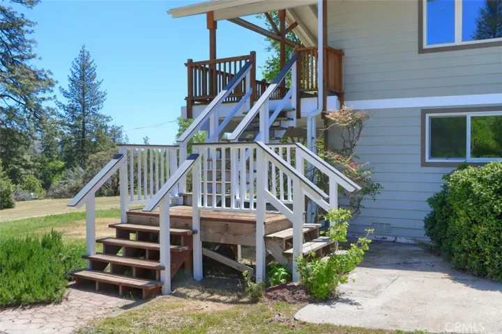 5987 Pine Top Drive, Mariposa, California 95338
