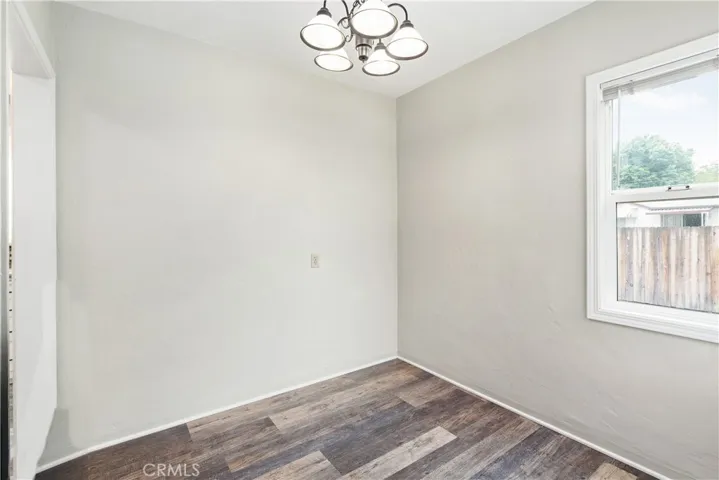 Unit 2 - 2 Bedroom & 1 Bathroom/Dining Room