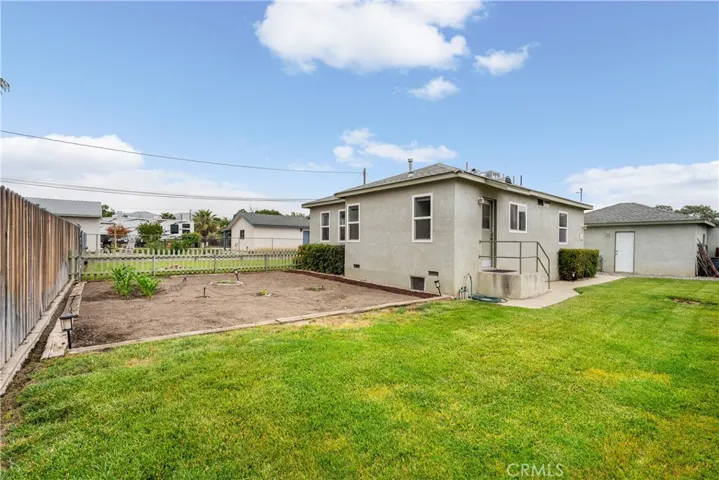 Unit 2 - 2 Bedroom & 1 Bathroom/Back of house