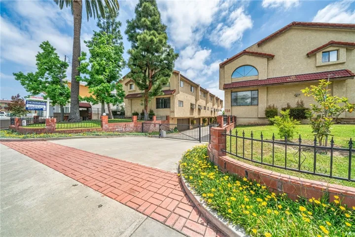 130 N Moore Avenue E, Monterey Park, California 91754