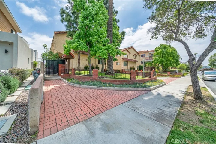 130 N Moore Avenue E, Monterey Park, California 91754