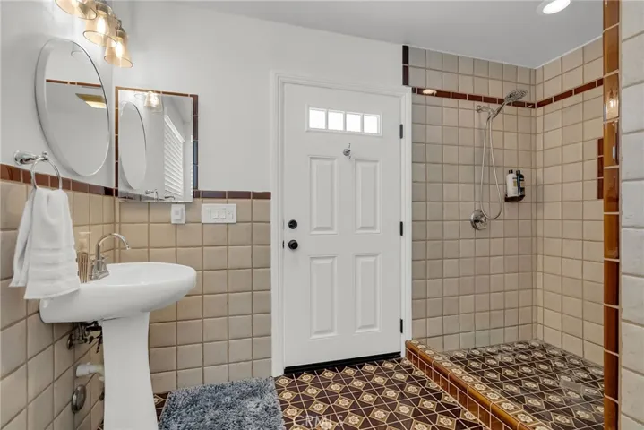 6216 Appian Way, Riverside, California 92506