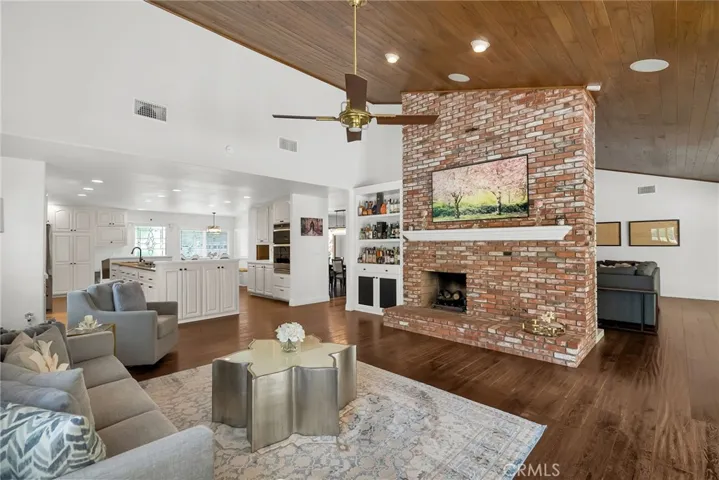 6216 Appian Way, Riverside, California 92506