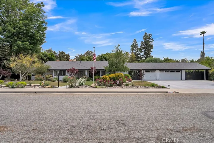 6216 Appian Way, Riverside, California 92506