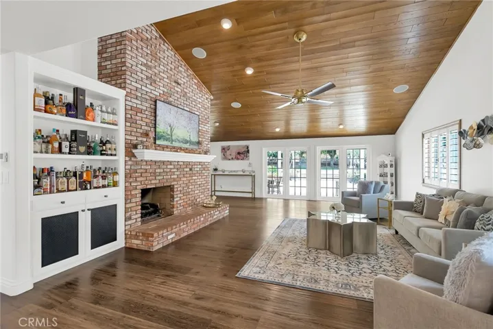 6216 Appian Way, Riverside, California 92506