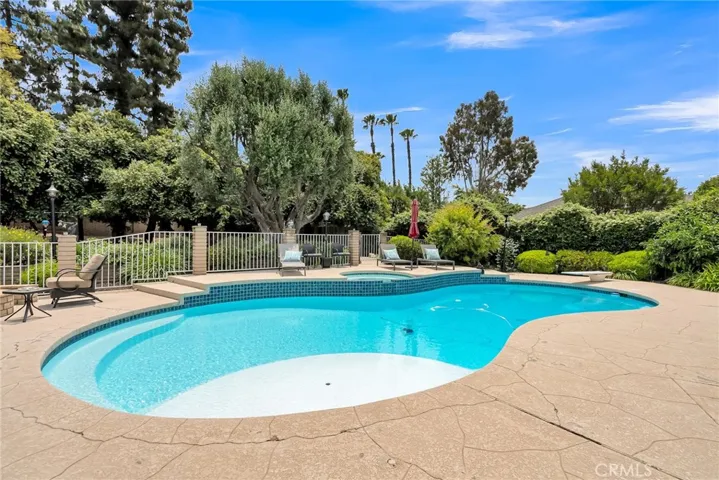 6216 Appian Way, Riverside, California 92506