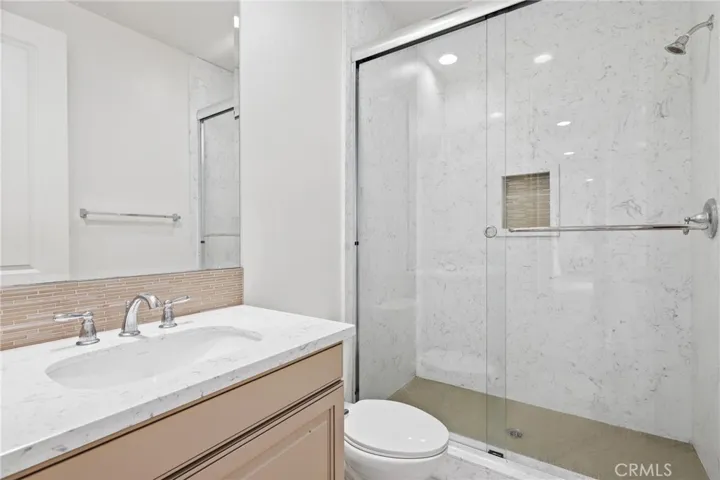 24 Shadybend, Irvine, California 92602
