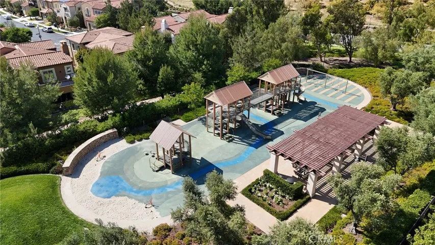 24 Shadybend, Irvine, California 92602