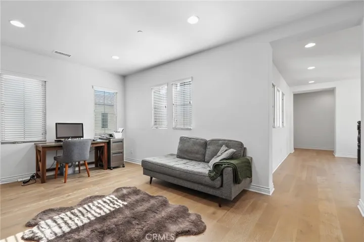 24 Shadybend, Irvine, California 92602