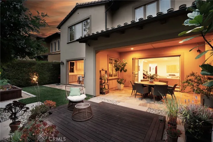 24 Shadybend, Irvine, California 92602