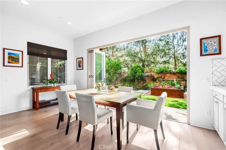 24 Shadybend, Irvine, California 92602