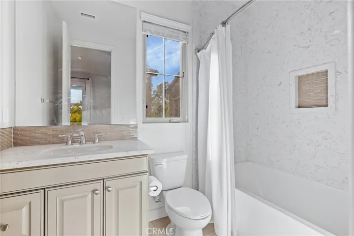 24 Shadybend, Irvine, California 92602
