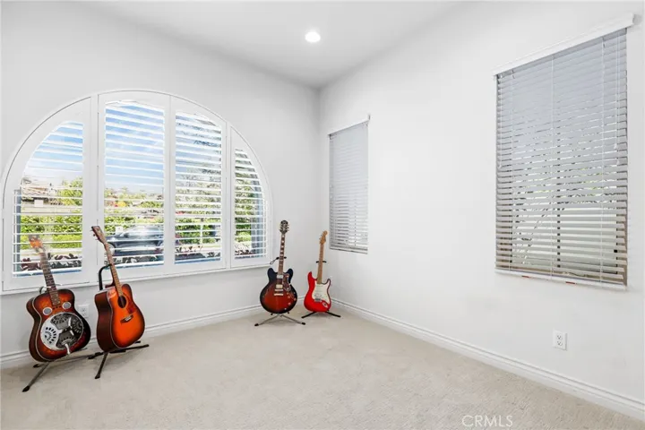 24 Shadybend, Irvine, California 92602