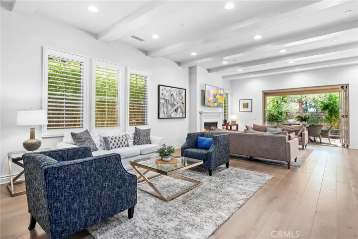24 Shadybend, Irvine, California 92602