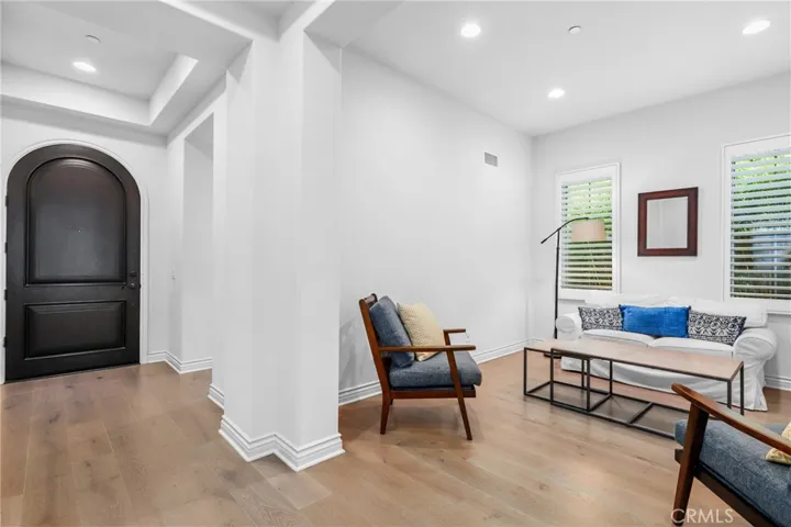 24 Shadybend, Irvine, California 92602