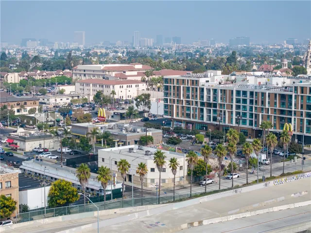 2819 S Flower Street, Los Angeles, California 90007 — photo 5