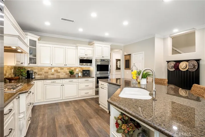 9 Bushwood Circle, Ladera Ranch, California 92694