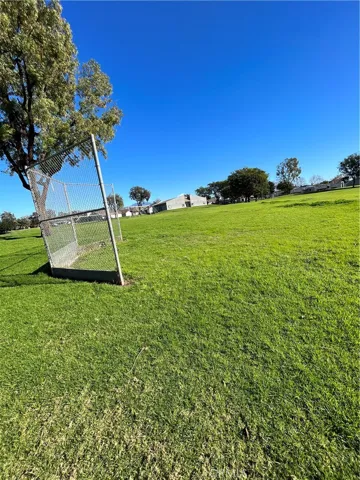 22 Vercelli, Irvine, California 92620