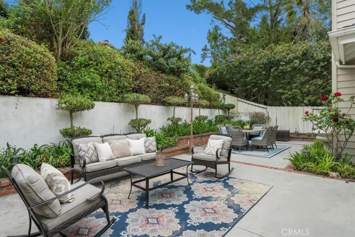 28876 King Arthur Court, Rancho Palos Verdes, California 90275