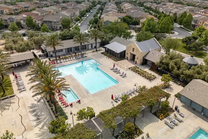 Endless HOA Amenities!