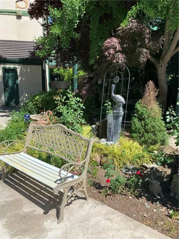 10 Royale Avenue 12, Lakeport, California 95453