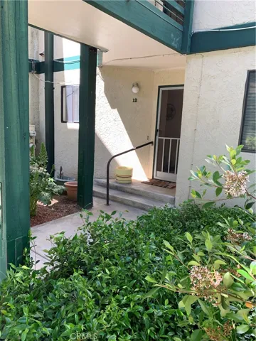 10 Royale Avenue 12, Lakeport, California 95453