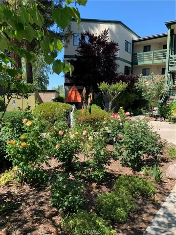 10 Royale Avenue 12, Lakeport, California 95453