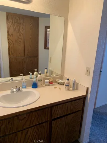 10 Royale Avenue 12, Lakeport, California 95453