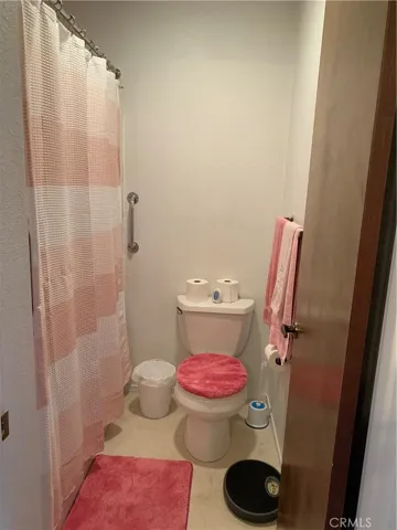 10 Royale Avenue 12, Lakeport, California 95453