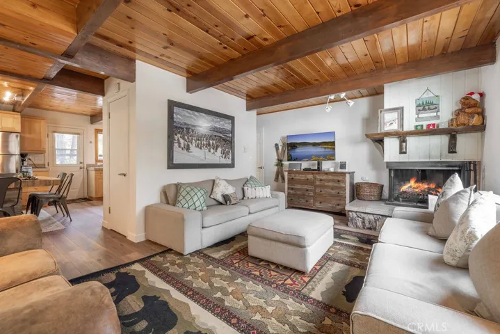 42569 Willow Avenue, Big Bear Lake, California 92315