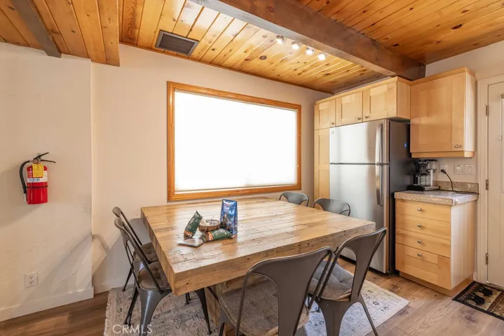 42569 Willow Avenue, Big Bear Lake, California 92315