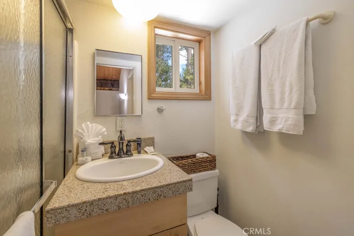 42569 Willow Avenue, Big Bear Lake, California 92315