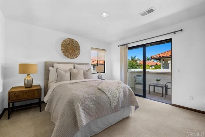 298 Chinquapin Avenue A, Carlsbad, California 92008
