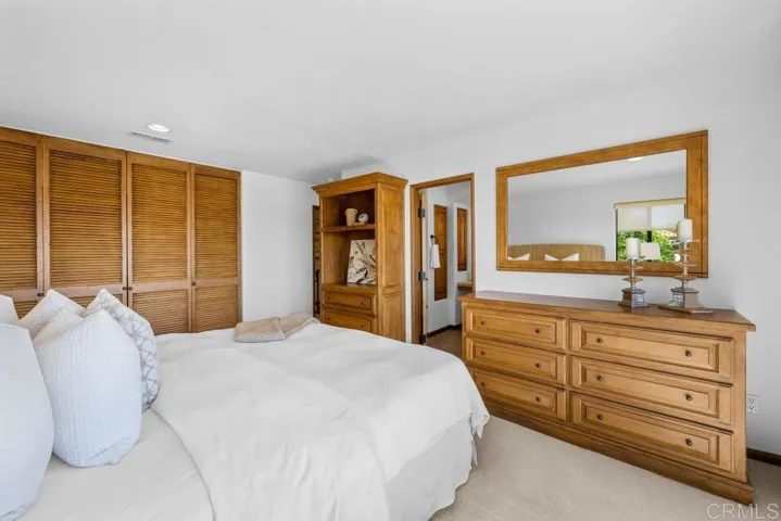 298 Chinquapin Avenue A, Carlsbad, California 92008
