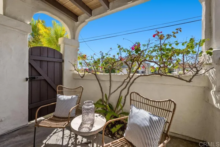 298 Chinquapin Avenue A, Carlsbad, California 92008