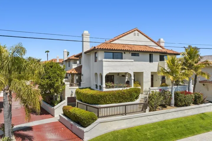 298 Chinquapin Avenue A, Carlsbad, California 92008